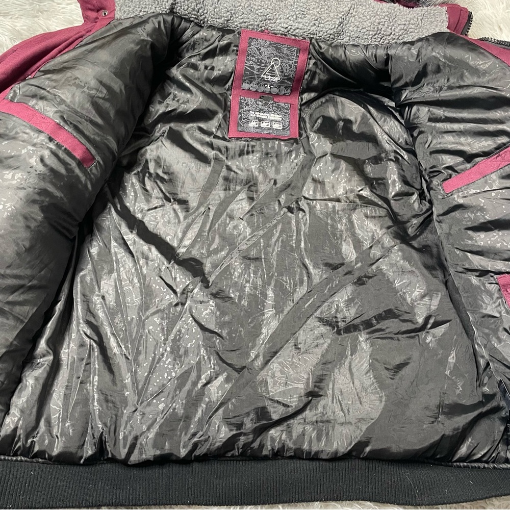AwakndLand Parka Men’s Winter Jacket Size Large, Maroon - Picture 7 of 10
